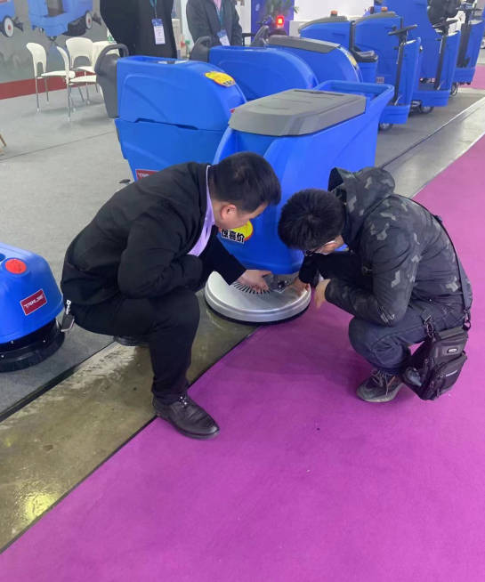 浦东小型电动洗地机是否适合用于环卫保洁